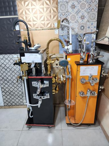 عکس پخش کاشی و سرامیک وحدانی