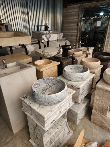 عکس پخش کاشی و سرامیک وحدانی