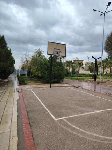 عکس زمین بسکتبال پارک خلیلی