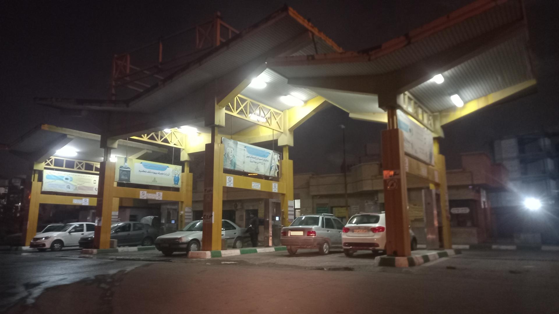 عکس پمپ گاز CNG میدان جمهوری