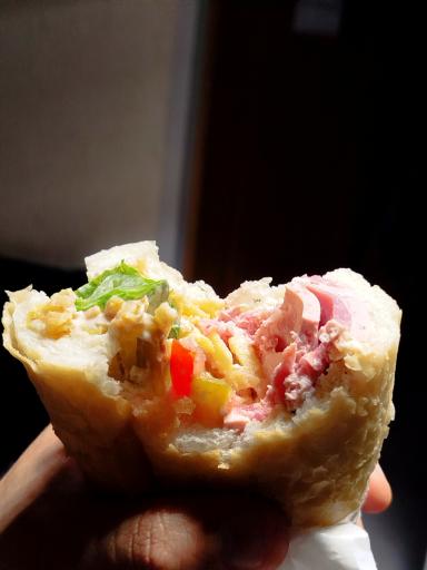 عکس کالباس خوری