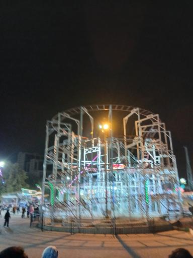 عکس شهربازی ارم