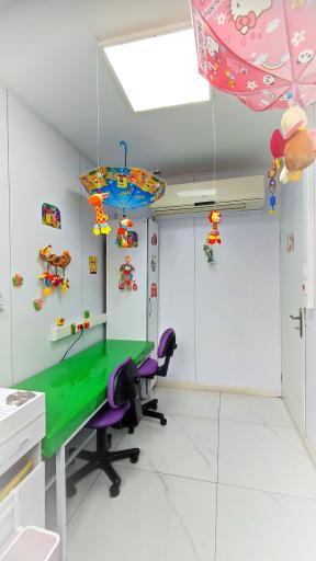 عکس آزمایشگاه مرکزی فردیس