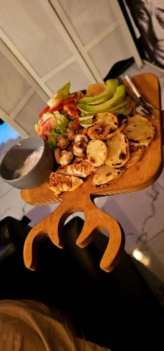 عکس کافه تریا ویژه کافی شاپ و انواع صبحانه و عصرانه