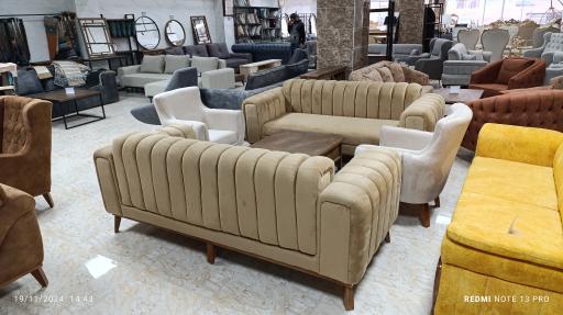 عکس فروشگاه بزرگ روشا 