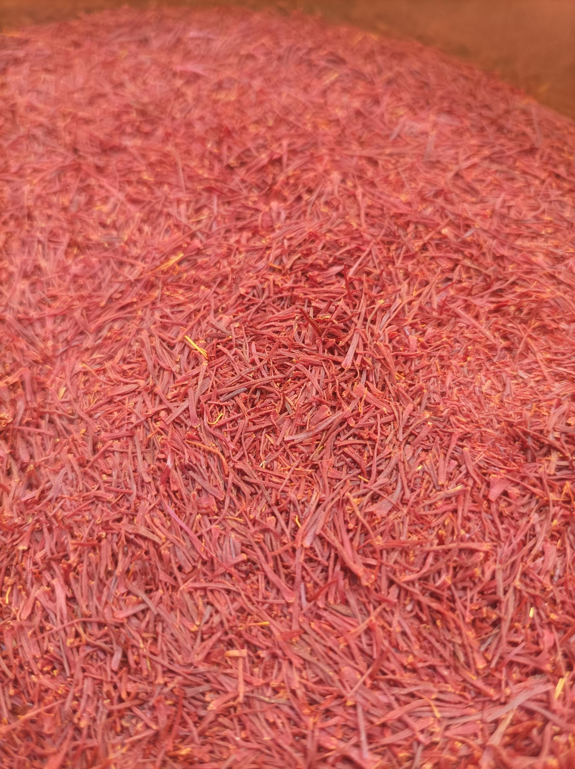 عکس زعفران خرسندی