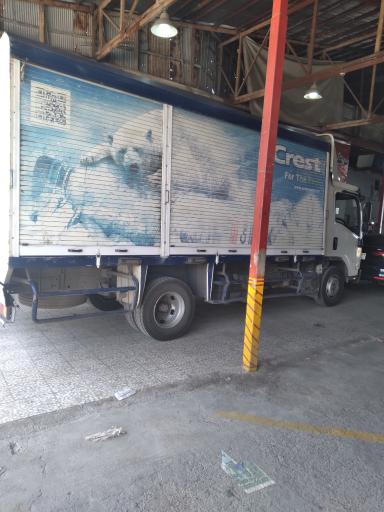 عکس نمایندگی ایسوزو مهرانچی