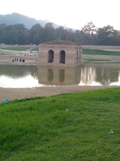 عکس مجموعه تاریخی و گردشگری عباس آباد