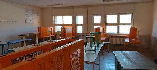 عکس هنرستان جهان پهلوان تختی