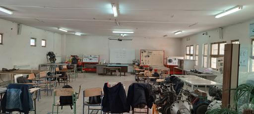 عکس هنرستان جهان پهلوان تختی