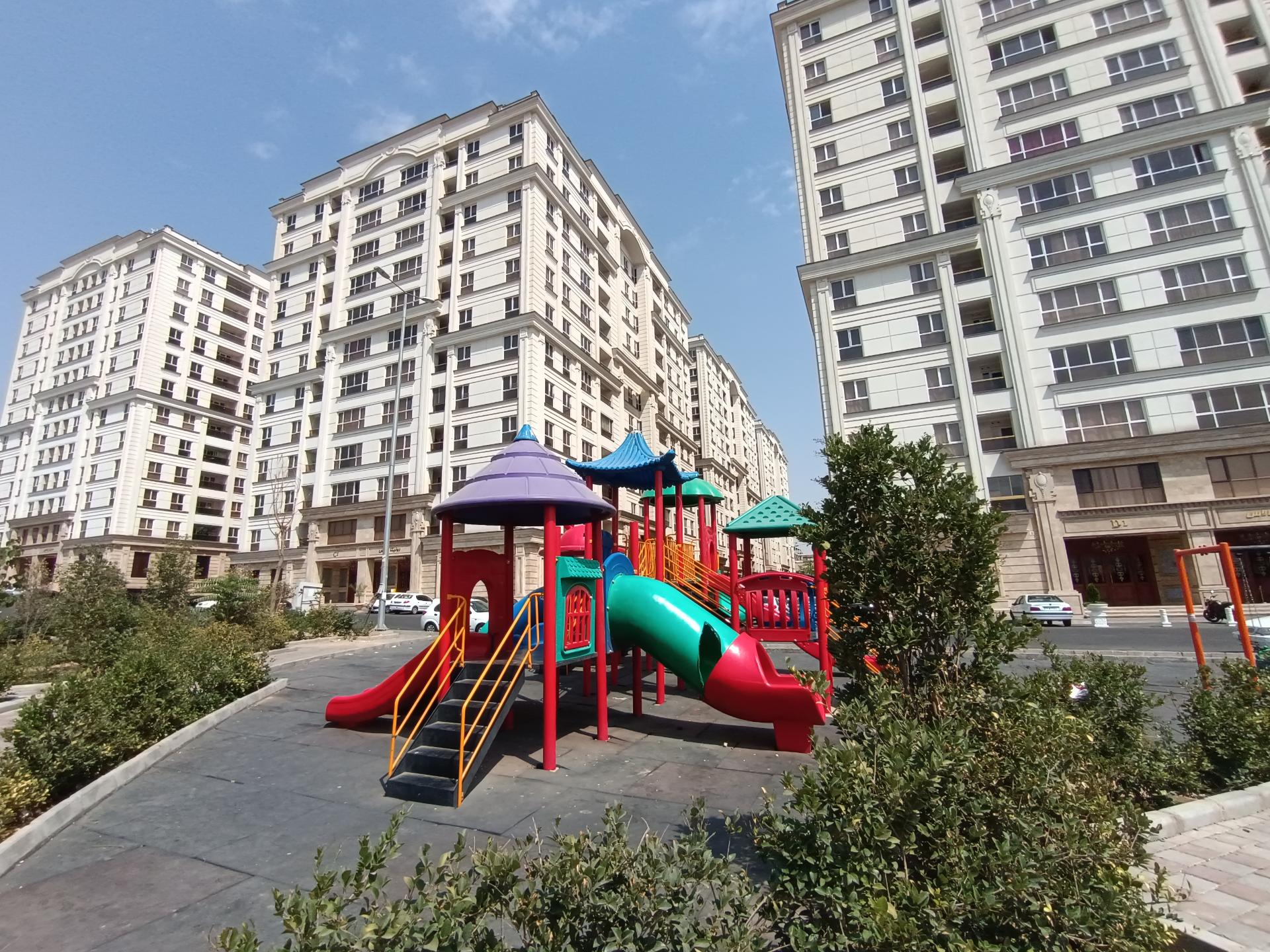 عکس بوستان رونیکا پالاس هروی