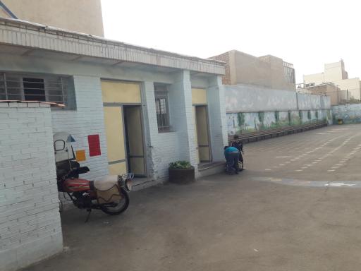 عکس دبستان پسرانه مدرس ۱