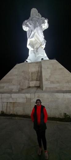 عکس مجسمه مقاومت کردستان