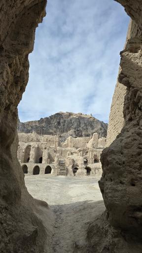 عکس کوه خواجه (اوشیدا)