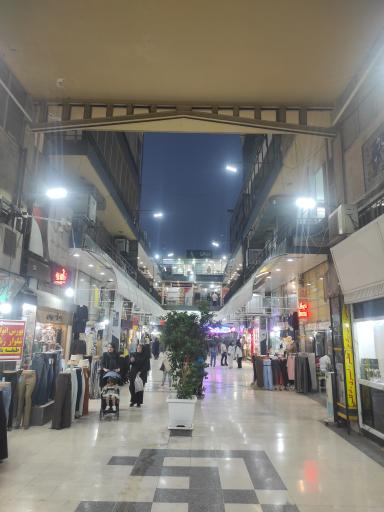 عکس مجتمع تجاری کوروش