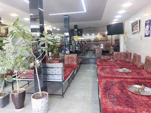 عکس سفره خانه سنتی نخل