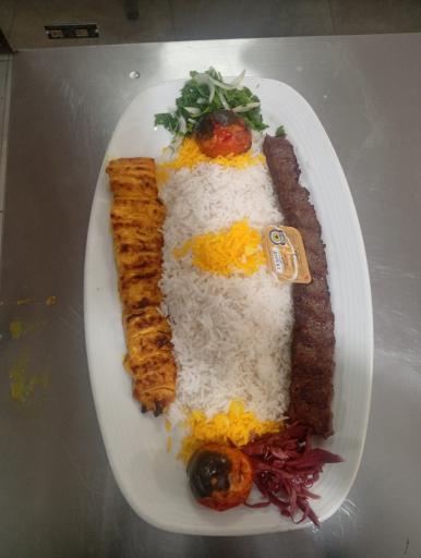 عکس آشپزخانه مرکزی بانو