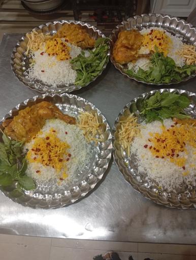 عکس آشپزخانه مرکزی بانو