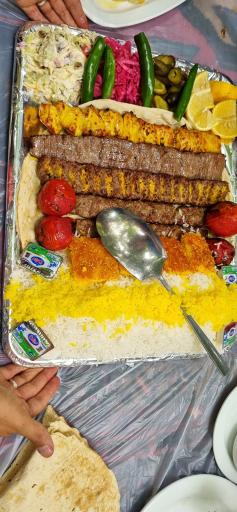 عکس باغچه خانوادگی آبشار