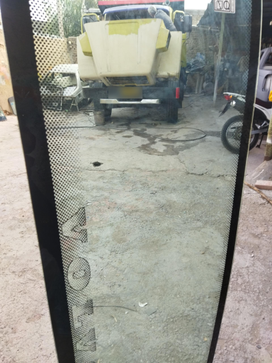 عکس نصب شیشه کامیون