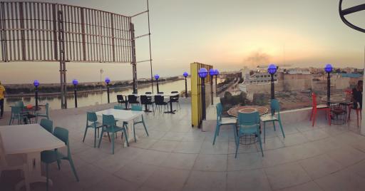 عکس مجموعه فست فود و کافه آکواریوم کنتاکی