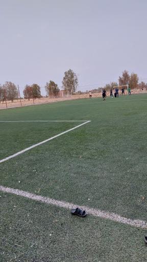 عکس زمین چمن مصنوعی فوتبال 