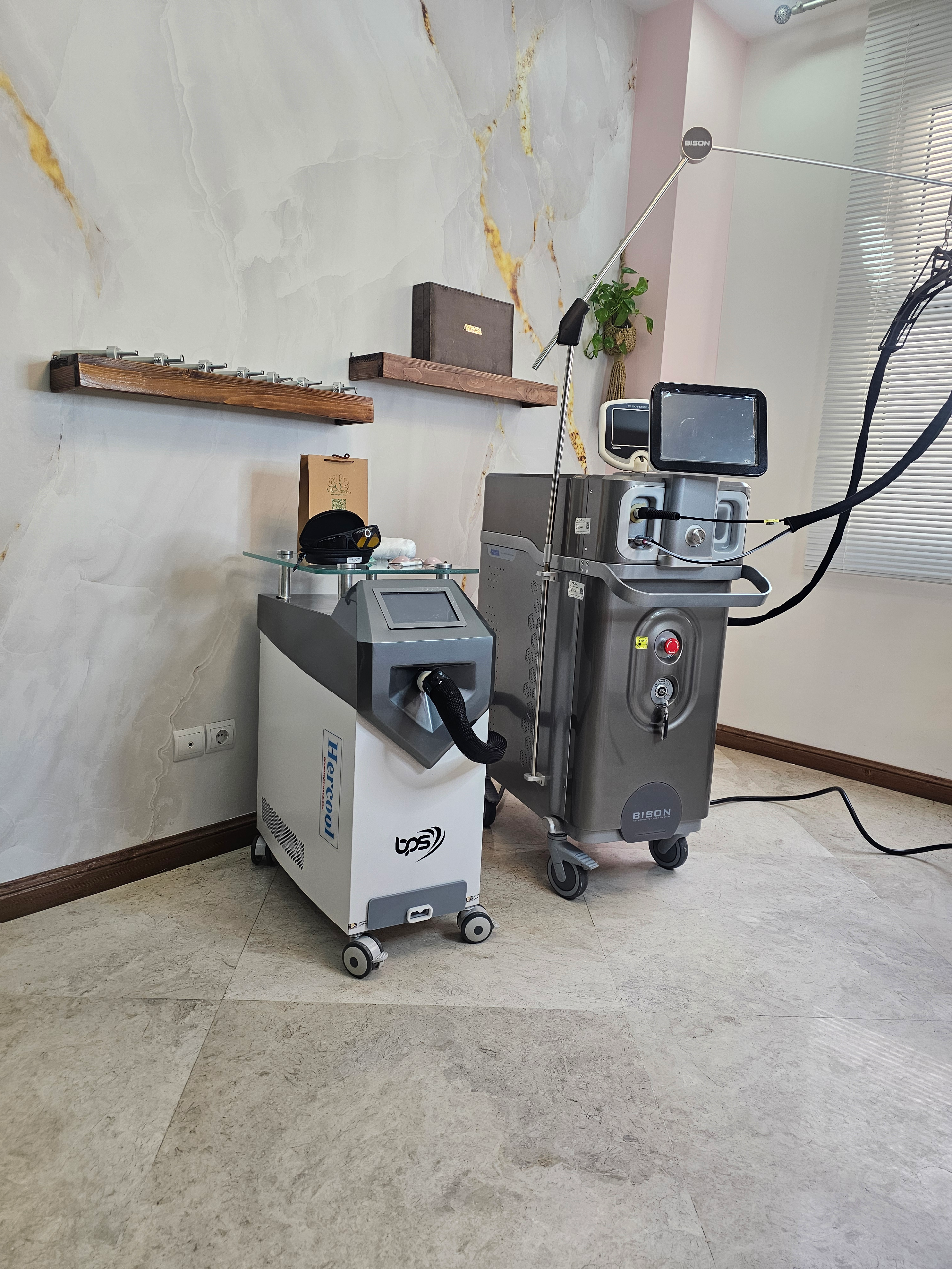 عکس کلینیک زیبایی مارگریت