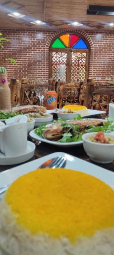 عکس رستوران کادوس