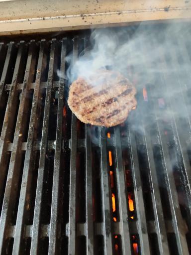 عکس پیتزا ساندویچ آسمان شهر