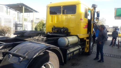 عکس آزمایشگاه تست مخازن (دوگانه سوز کردن خودرو)