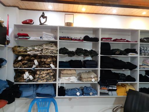 پوشاک سایز بزرگ دانیال