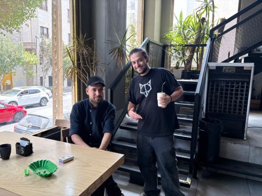 عکس کافه رستوران ۵۲ هرتز 