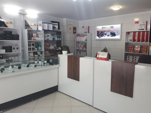 عکس دوربین مداربسته سیگنال تک