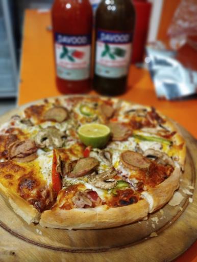 عکس کافه فست فود مستر نانی