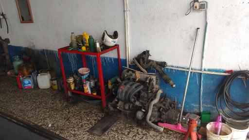 عکس تعمیرگاه زانتیا امید