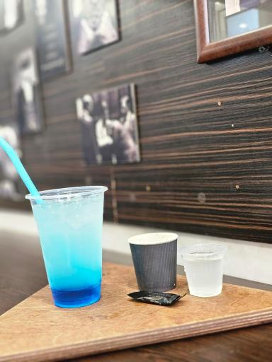 عکس کافی شاپ اردشیر