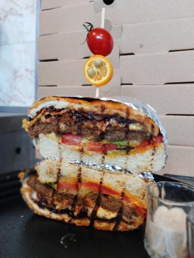 عکس کافه فست فود مستر نانی