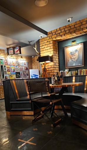 عکس رستوران سمپوزیوم مهستان