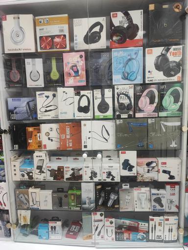 عکس موبایل پوریا تعمیرات و جانبی