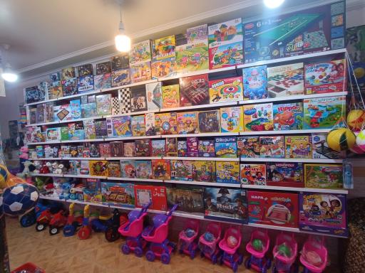 عکس اسباب بازی فروشی اسپرلوس