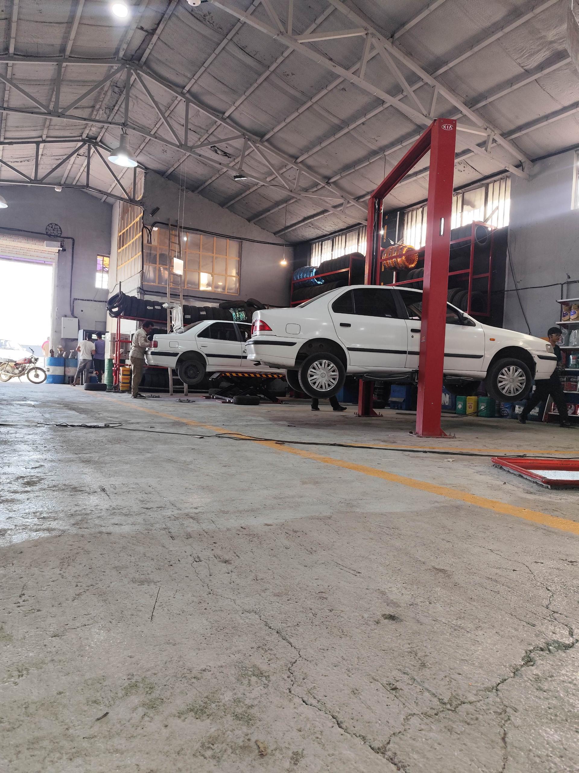 عکس مجتمع خدمات خودرویی مرادی