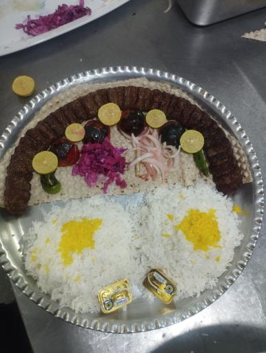 عکس رستوران سنتی باغ گردو