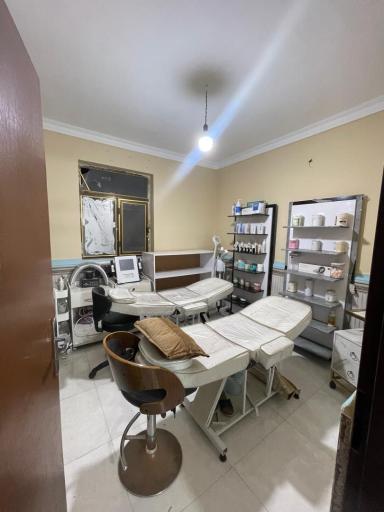 عکس آرایشگاه رد رژ بیوتی