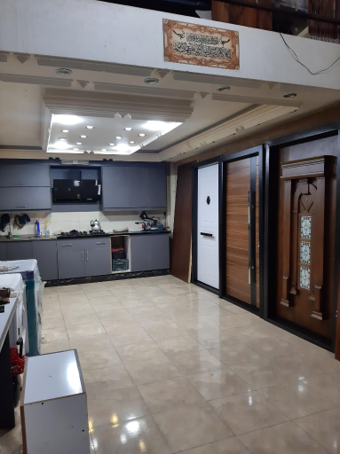 عکس فروشگاه درب صداقت