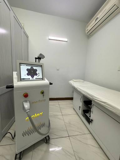 عکس کلینیک زیبایی مهرنیا