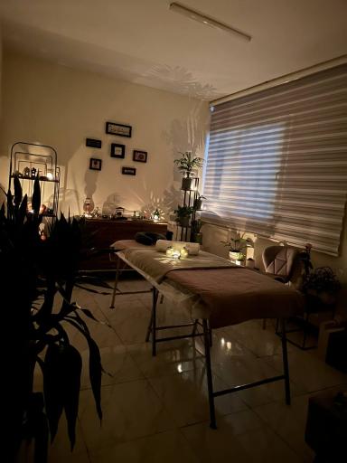 عکس کلینیک زیبایی مهرنیا