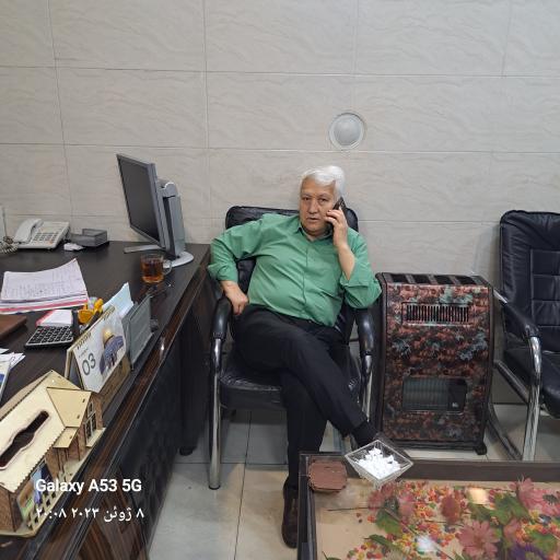 عکس مشاور املاک صابری