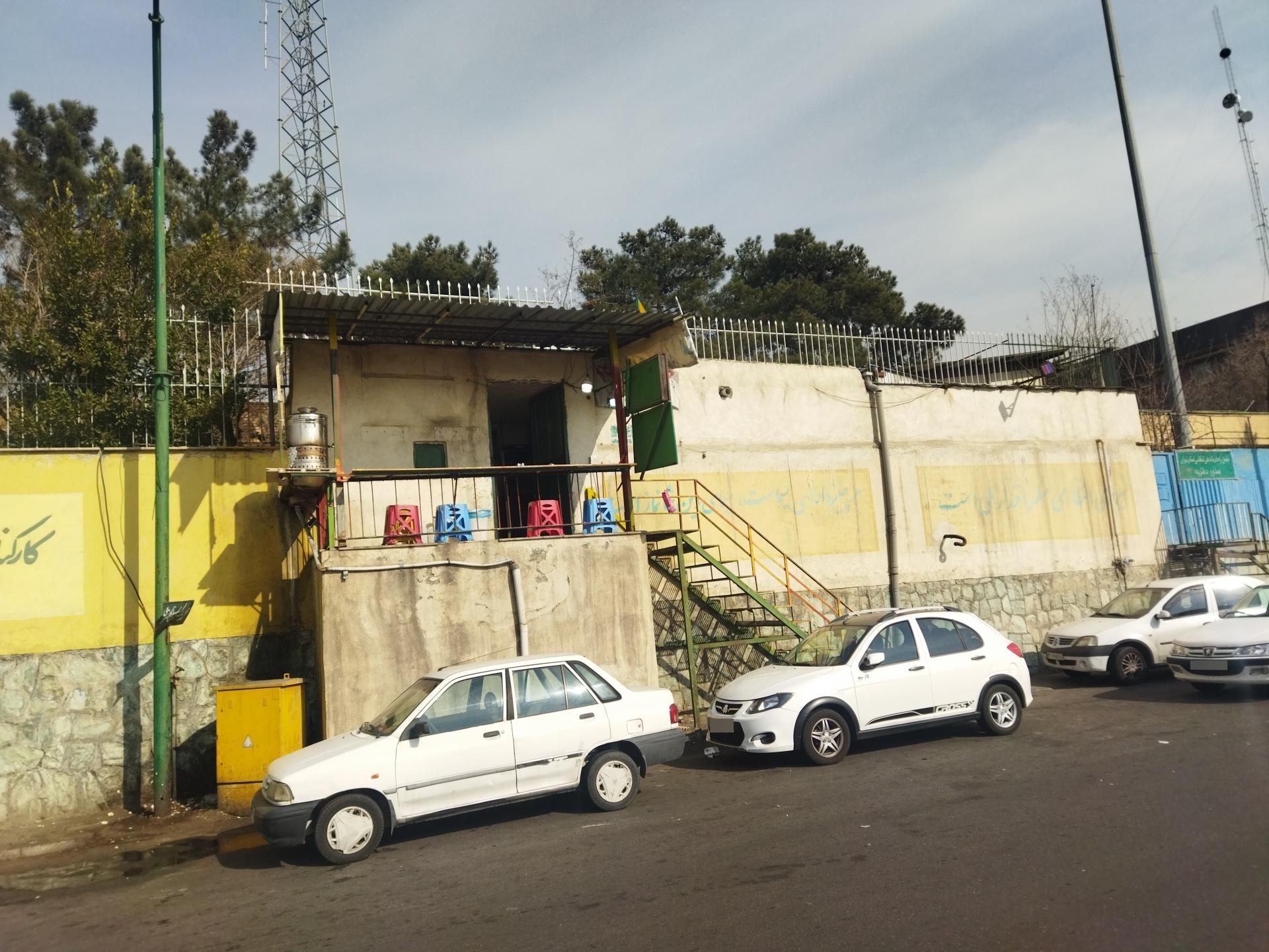 عکس قهوه‌خانه بین راهی