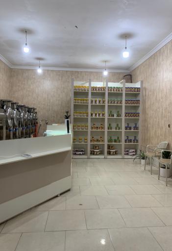 عکس کره بادام زمینی گزیک