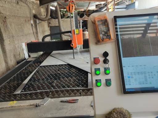 عکس آهن فروشی توحید